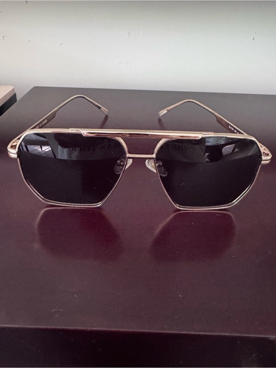 Accessories - Amazon Geometric Gold Frame Sunglasses with Black Lenses
